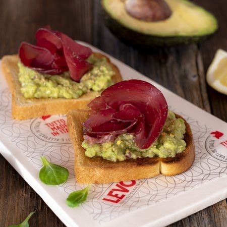 00_avocado_toast_bresaola_1_1(0)