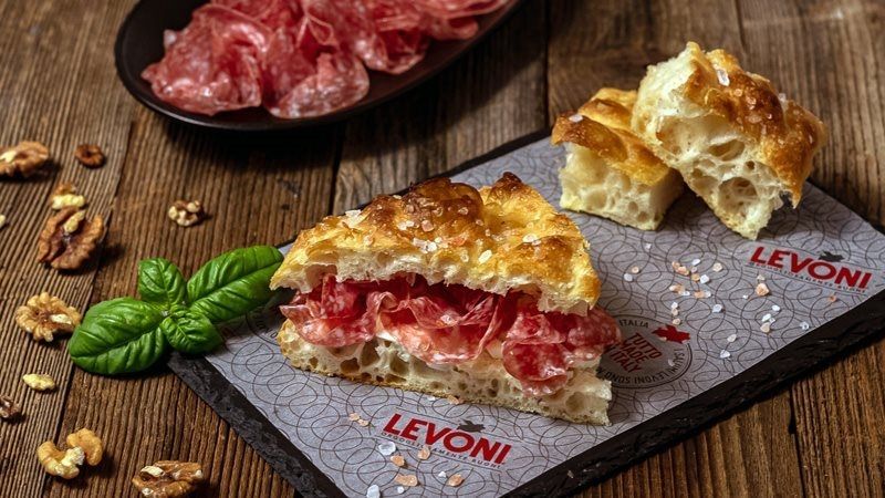 00_focaccia_salame_milano_16_9