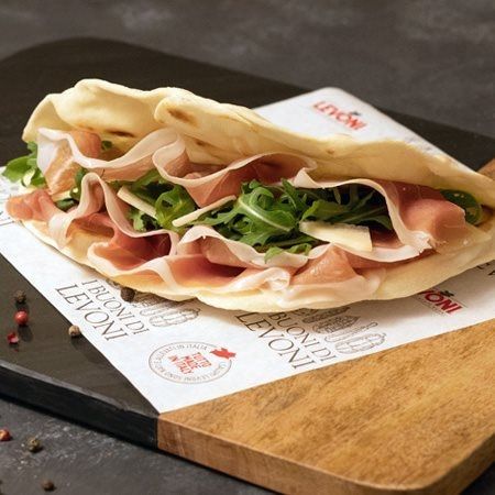 00_piadina_rucola_grana_1_1(0)