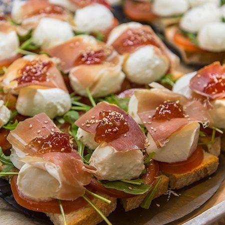 Bruschette al forno con mozzarella_1_1