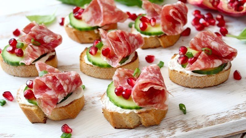 Crostini con salsiccia_16_9