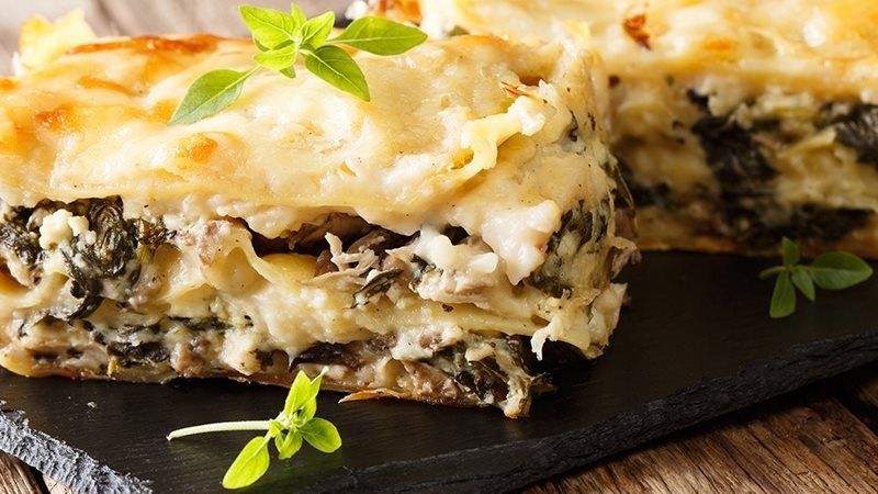 Lasagne funghi e salsiccia-1