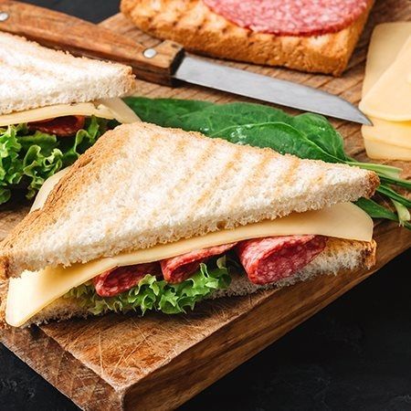 Tramezzini salame e formaggio-3