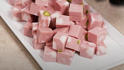 tagliare_mortadella(0)